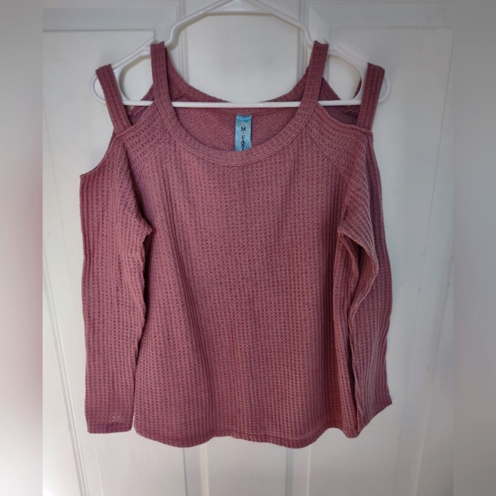 🔥SALE🔥OPEN SHOULDER WAFFLE KNIT LONG SLEEVE SHIRT size large